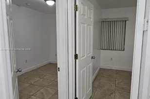 535 NW 19th St, Miami, FL 33136 - Photo 11