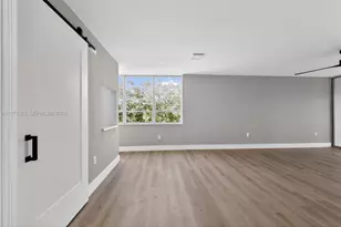 9420 Tangerine Pl, Davie, FL 33324 - Photo 3