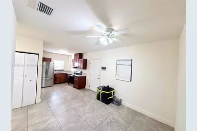 1830 NW 1st St #6, Miami, FL 33125 - Photo 5