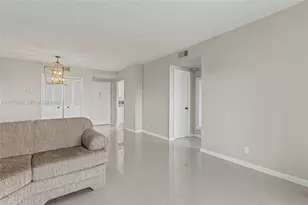 4200 Hillcrest Dr, Hollywood, FL 33021 - Photo 9