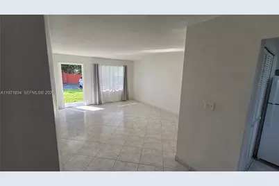 2420 Johnson St #104, Hollywood, FL 33020 - Photo 5