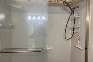 2528 Hyde Park Rd, Jacksonville, FL 32210 - Photo 5