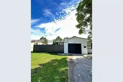 19823 SW 119th Ct, Miami, FL 33177 - Photo 3