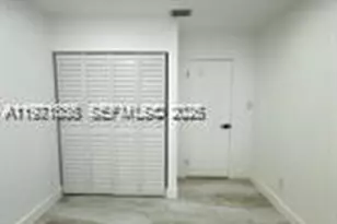 19823 SW 119th Ct, Miami, FL 33177 - Photo 17