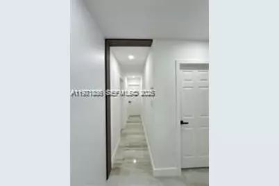 19823 SW 119th Ct, Miami, FL 33177 - Photo 15