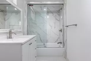 132 SW 2nd Ave, Hallandale Beach, FL 33009 - Photo 17