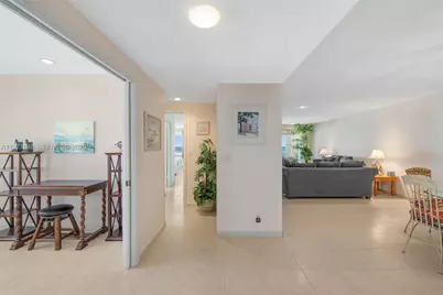 2001 S Surf Rd #6A, Hollywood, FL 33019 - Photo 11