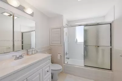 2001 S Surf Rd #6A, Hollywood, FL 33019 - Photo 31