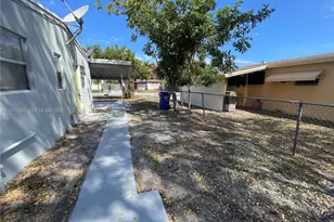 240 NE 23rd St, Pompano Beach, FL 33060 - Photo 5