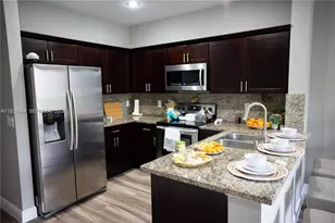 7941 Catalina Cir, Tamarac, FL 33321 - Photo 3