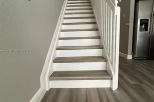 7941 Catalina Cir, Tamarac, FL 33321 - Photo 9