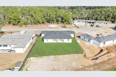 4989 Fairway Ct #4989, Lehigh Acres, FL 33973 - Photo 5