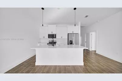 4989 Fairway Ct #4989, Lehigh Acres, FL 33973 - Photo 13