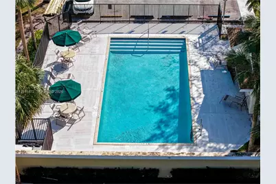 9581 SW 3rd St, Pembroke Pines, FL 33025 - Photo 27