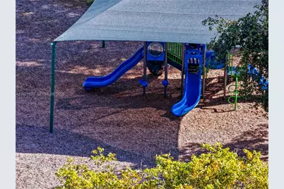 9581 SW 3rd St, Pembroke Pines, FL 33025 - Photo 25