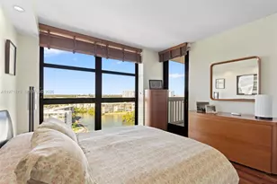 1000 W Island Blvd, Aventura, FL 33160 - Photo 11