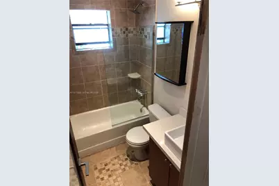 4081 N Dixie Hwy #29, Oakland Park, FL 33334 - Photo 11