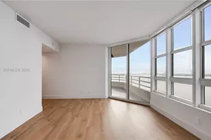 555 NE 34th St, Miami, FL 33137 - Photo 21