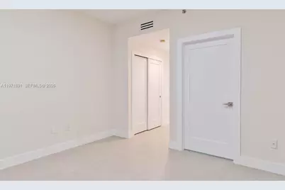 1050 Brickell Ave #3214, Miami, FL 33131 - Photo 13