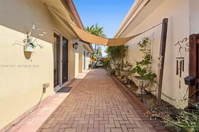 14756 NW 88th Ave, Miami Lakes, FL 33018 - Photo 33