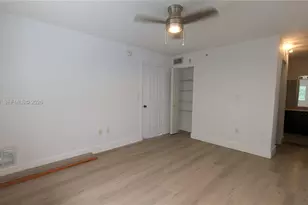 445 SW 11th St, Miami, FL 33130 - Photo 37