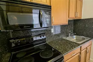 445 SW 11th St, Miami, FL 33130 - Photo 9