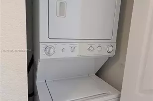 445 SW 11th St, Miami, FL 33130 - Photo 19