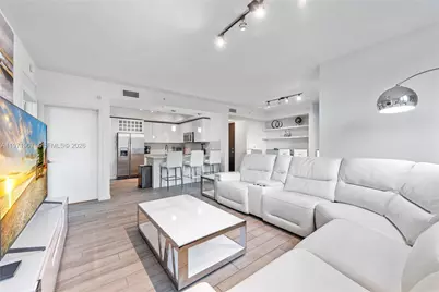 999 SW 1st Ave #2204, Miami, FL 33130 - Photo 7