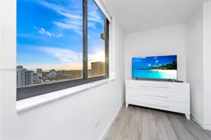 999 SW 1st Ave, Miami, FL 33130 - Photo 13