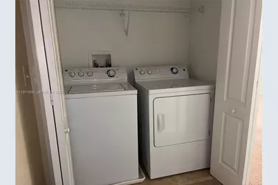 330 Carina Cir, Sanford, FL 32773 - Photo 17