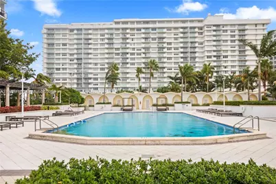 5600 Collins Ave #7Y, Miami Beach, FL 33140 - Photo 25