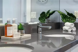 226 Ocean Dr, Miami Beach, FL 33139 - Photo 29