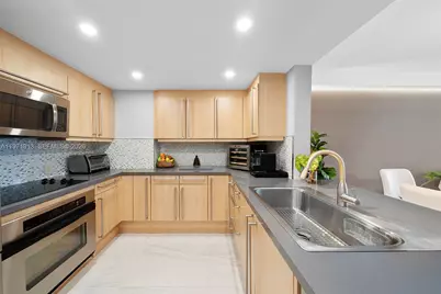 226 Ocean Dr #3C, Miami Beach, FL 33139 - Photo 17