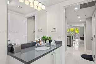 226 Ocean Dr, Miami Beach, FL 33139 - Photo 39