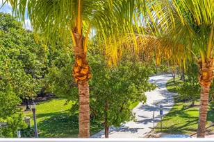 226 Ocean Dr, Miami Beach, FL 33139 - Photo 41