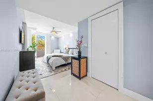 226 Ocean Dr, Miami Beach, FL 33139 - Photo 21