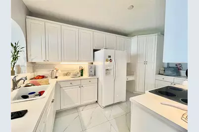 10710 NW 66th St #212, Doral, FL 33178 - Photo 11