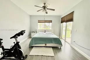 10710 NW 66th St, Doral, FL 33178 - Photo 15