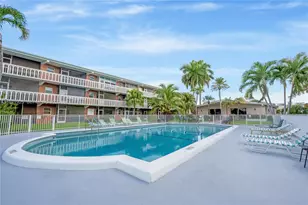 141 NE 10th Ave, Hallandale Beach, FL 33009 - Photo 9