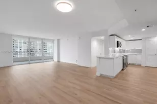 555 NE 34th St, Miami, FL 33137 - Photo 5