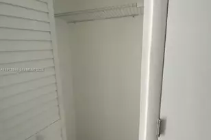 423 E 27th St, Hialeah, FL 33013 - Photo 17