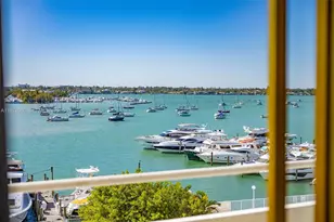 7904 West Dr, North Bay Village, FL 33141 - Photo 25