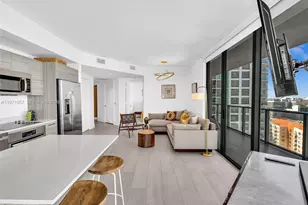 121 NE 34th St, Miami, FL 33137 - Photo 33