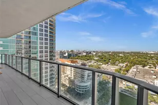 121 NE 34th St, Miami, FL 33137 - Photo 25