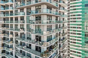 121 NE 34th St, Miami, FL 33137 - Photo 53