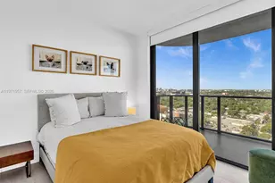 121 NE 34th St, Miami, FL 33137 - Photo 35