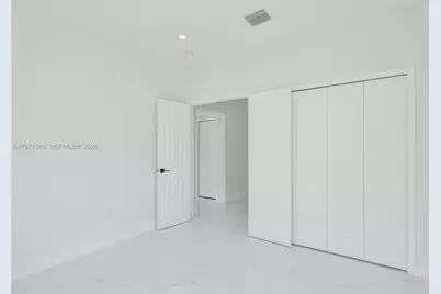 14422 N Royal Cove Cir, Davie, FL 33325 - Photo 17