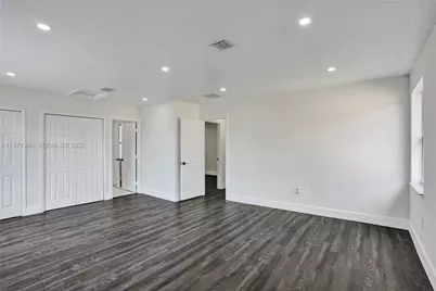 14422 N Royal Cove Cir, Davie, FL 33325 - Photo 1