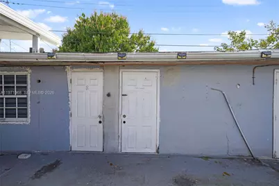 840 E 17th St, Hialeah, FL 33010 - Photo 19