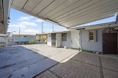840 E 17th St, Hialeah, FL 33010 - Photo 23
